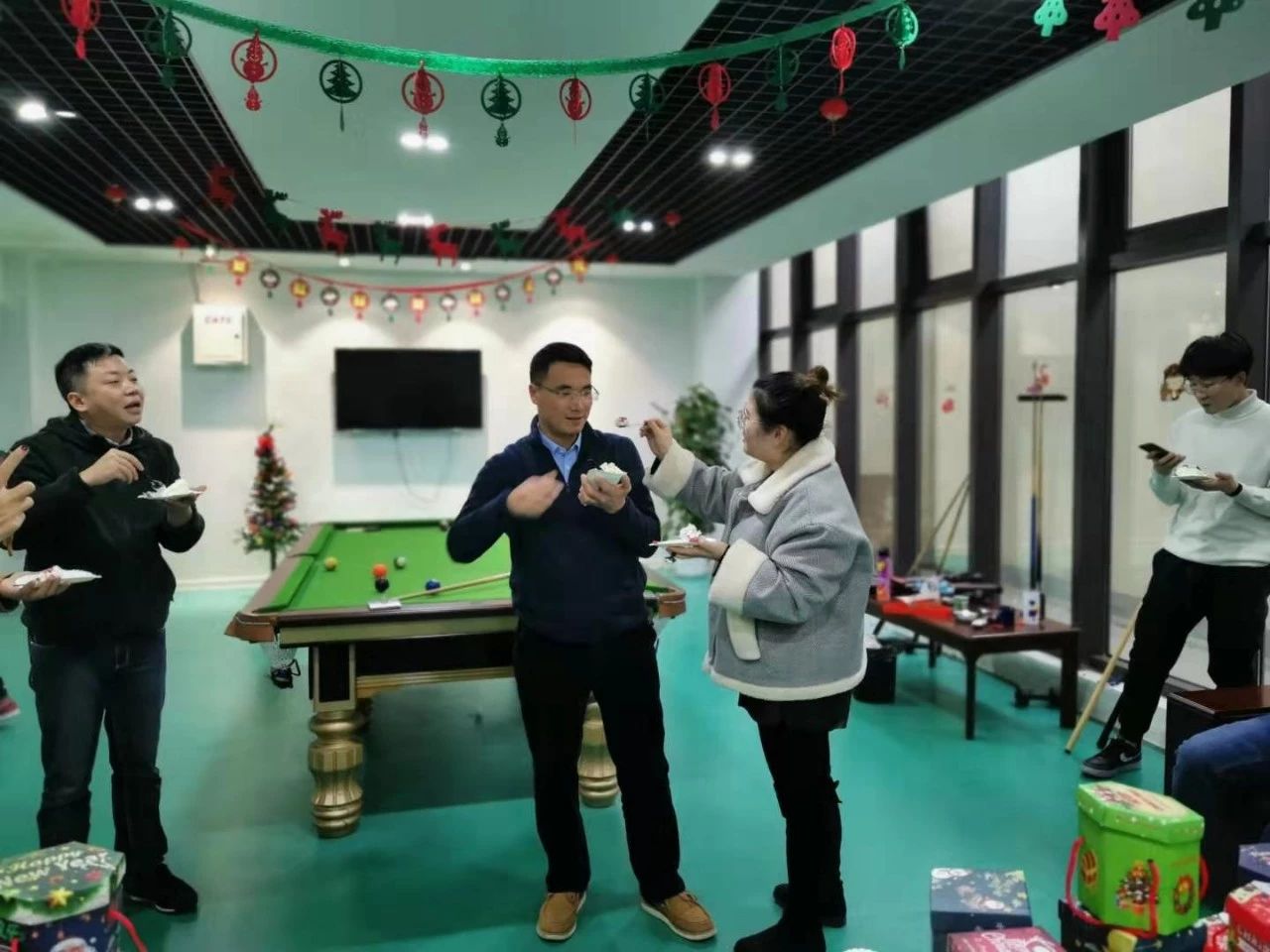 圣誕主題生日趴 | 濃情暖意平安夜，誕愿有你共前行